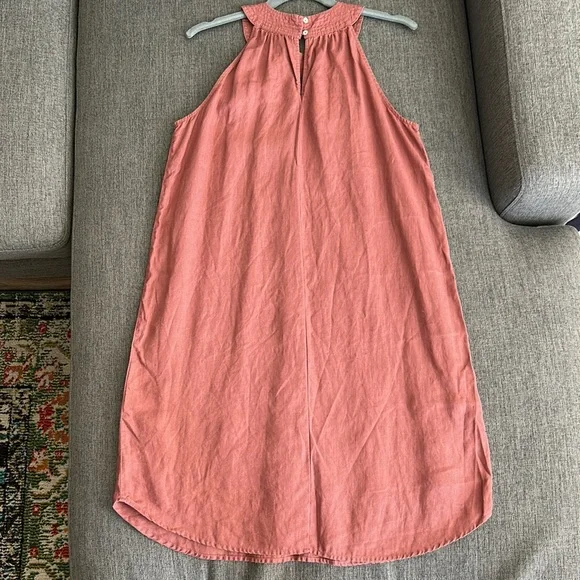 C&C California Linen Halter. Dress Medium - Picture 2 of 5